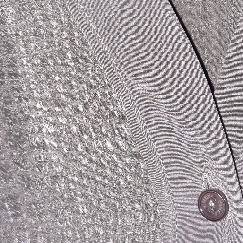 VINCE Silk Crocodile Embossed Blouse Long Tab Sleeve Grey Gray Top Button Down S - Picture 12 of 16